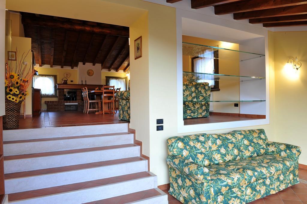 Olea Dei Holiday Apartments San Felice del Benaco Pokój zdjęcie